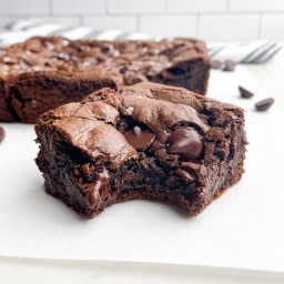 How to Make Brownies from Cake Mix