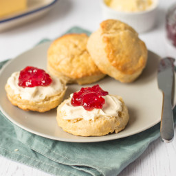 How to Make Classic British Scones in Less Than 30 Minutes