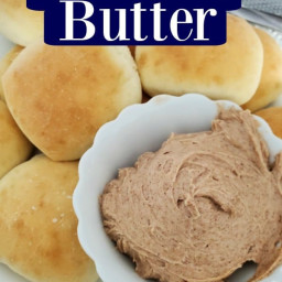 How to make copy cat Texas Roadhouse Butter at home! 