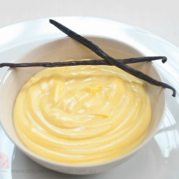 How to Make Custard From ScratchThick, delicious, vanilla-ry custard!! Hmmm