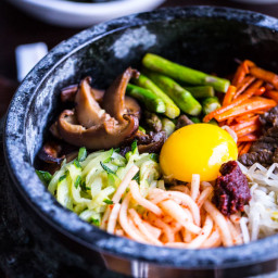 How to make Dolsot Bibimbap (Korean Stone Pot Rice Bowl)