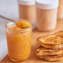 How To Make Freezer Peach Jam