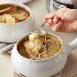 How To Make French Onion Soup in the Slow Cooker