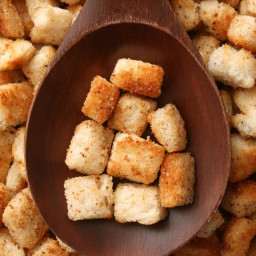 How to Make Gluten-Free Croutons
