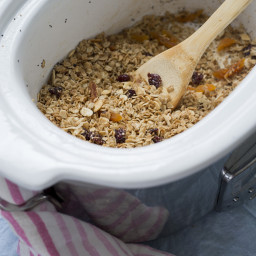 How To Make Granola in the Slow Cooker