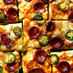 How to Make Homemade Detroit-Style Pizza
