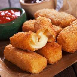 How To Make Homemade Mozzarella Sticks In The Airfryer