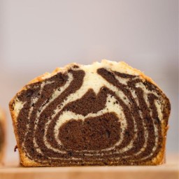 How to Make Marble Butter Cake with Simple Ingredients