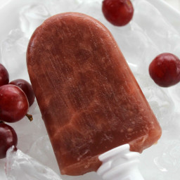 how-to-make-natural-grape-popsicles-1649766.jpg