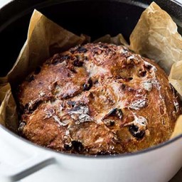 How to Make No Knead Crusty Cranberry Nut Bread