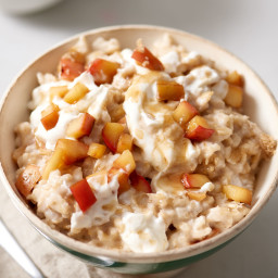 How To Make Oatmeal in the Slow Cooker: The Simplest, Easiest Method