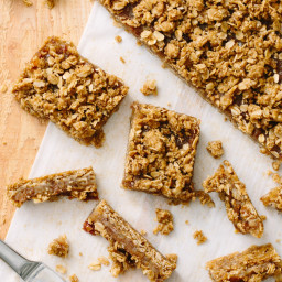 How To Make Old-Fashioned Date Bars