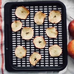 How to Make Perfect Apple Chips in the Air Fryer