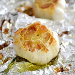 How to Make Perfect Roasted Garlic