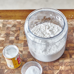 how-to-make-self-rising-flour-2124204.jpg