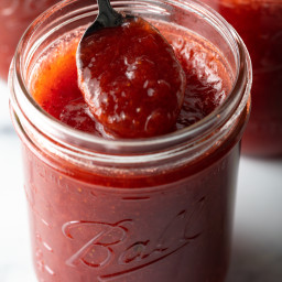 How to Make Strawberry Rhubarb Jam (No Pectin!)