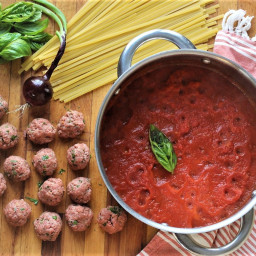 How to Make the Best Meatballs (and a smart hack!)