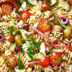 How To Make the Easiest Pasta Salad