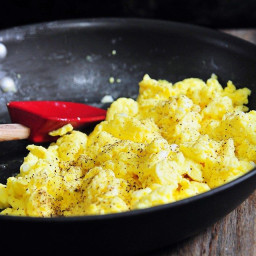 How to Scramble Eggs Recipe