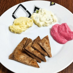 Hummus, Tzatziki hummus and Bummus with Homemade Ragi Crackers 