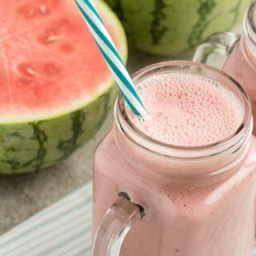 Hydrating Watermelon Smoothie Recipe with Strawberries and Banana