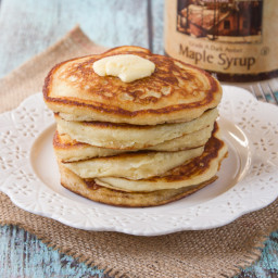 ihop-buttermilk-pancakes-2448933.jpg