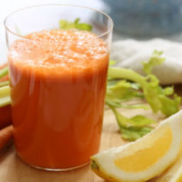 Immune Boosting Carrot Ginger Turmeric Juice