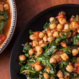 Indian Chickpea Curry with Spinach
