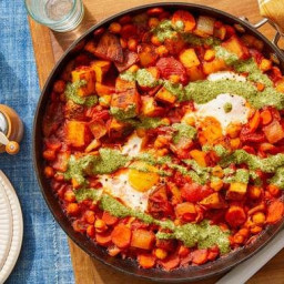 Indian-Style Egg Skillet with Potatoes, Chickpeas & Cilantro Sauce