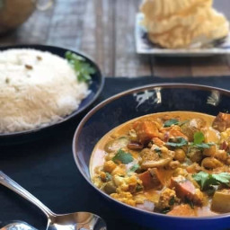 Indian Vegetable Curry With Coconut Milk