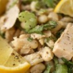 Insalata di Fagioli e Tonno: Tuna and Bean Salad