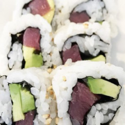 Inside-Out Spicy Tuna and Avocado Sushi Recipe