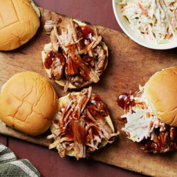 Instant Pot Barbecue Pulled Pork Sandwiches
