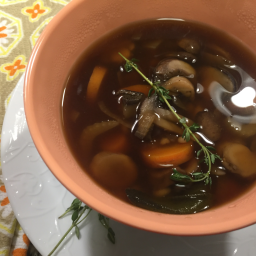 Instant Pot Barley Mushroom Soup