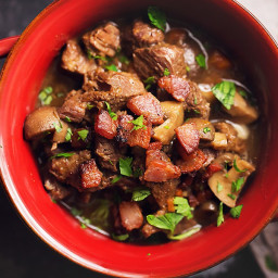 Instant Pot Beef Tips with Mushrooms and Bacon