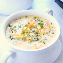 Instant Pot Broccoli Cheddar Soup Recipe