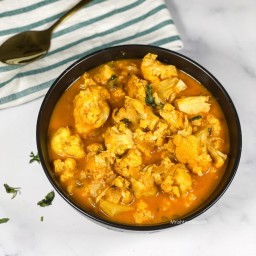 Instant Pot Cauliflower Curry