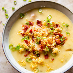 Instant Pot Cheesy Potato Soup
