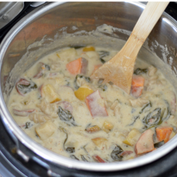 instant-pot-cheesy-sausage-chowder-2100261.png