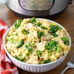 Instant Pot Chicken Broccoli Rice Casserole