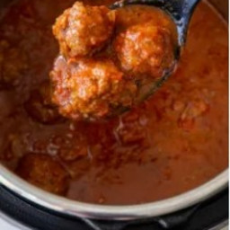 Instant Pot Meatballs with Marinara Sauce