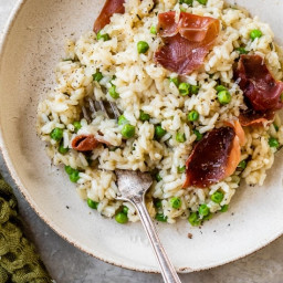 Instant Pot Risotto with Prosciutto, Peas, and Herbs 