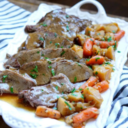Instant Pot Sirloin Tip Roast with Vegetables and Gravy (Paleo, AIP Option)