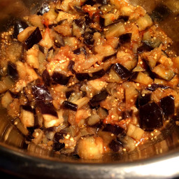 instant-pot-spicy-garlic-eggplant-2337447.jpg
