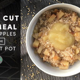 Instant Pot Steel Cut Oatmeal with Apples