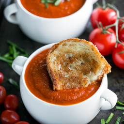 Instant Pot Tomato Soup Recipe