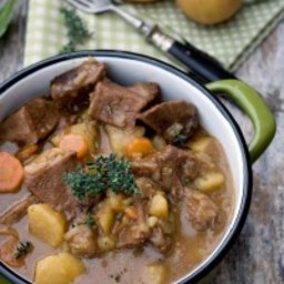 irish-beef-stew-with-guinness-1325312.jpg