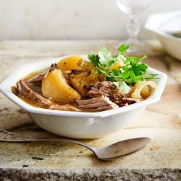Irish Stew with Lamb and Potatoes