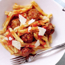 Italian meatballs with pasta and tomato sauce