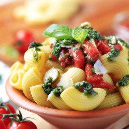Italian Tomato and Pasta Salad 